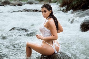 Картинка девушки -+брюнетки +шатенки девушка красивая супер секси няша нежная классная модница лапочка мадам