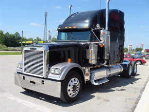 Картинка автомобили freightliner