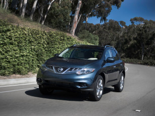 Картинка автомобили nissan datsun