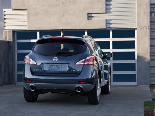 Картинка автомобили nissan datsun