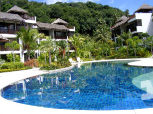 Картинка испания mallorca интерьер бассейны открытые площадки курорт