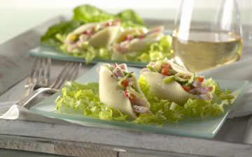 Картинка еда салаты закуски листья салата ракушки фарш