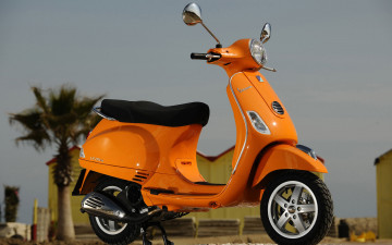Картинка мотоциклы мотороллеры vespa lxie