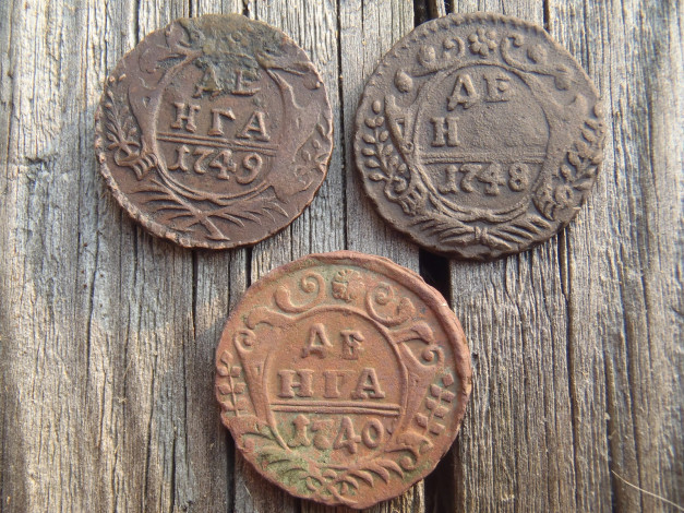 Обои картинки фото разное, золото, купюры, монеты