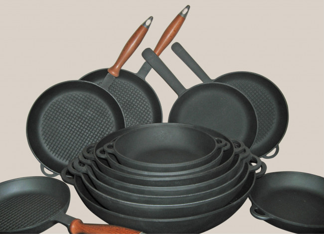 Обои картинки фото разное, посуда, столовые, приборы, кухонная, утварь, сковородки