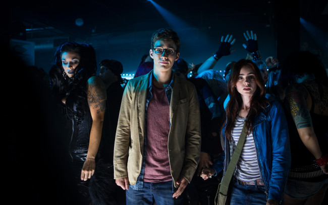 Обои картинки фото кино, фильмы, the, mortal, instruments, city, of, bones, город, костей, орудия, смерти