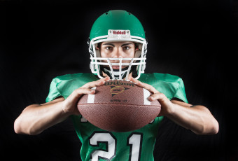 Картинка спорт американский+футбол мяч экипировка спортсмен