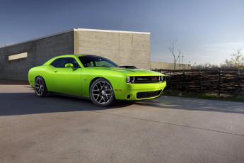 Картинка 2015+dodge+challenger автомобили dodge салатовый challenger металлик