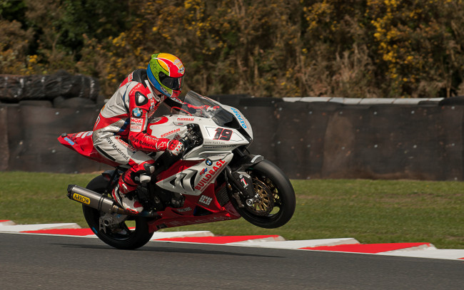 Обои картинки фото спорт, мотоспорт, гонщик, байк, трасса