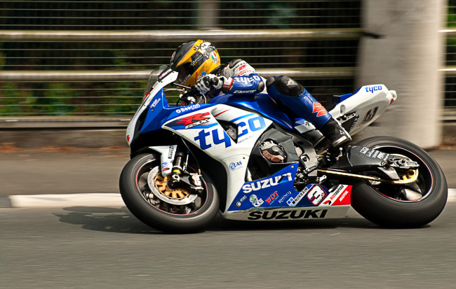 Обои картинки фото спорт, мотоспорт, гонщик, байк, трасса