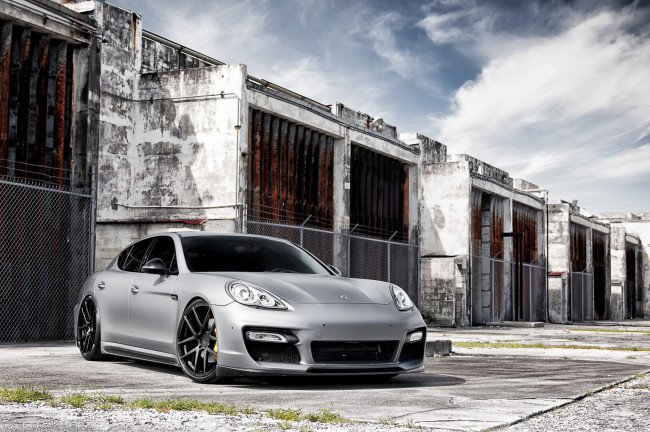 Обои картинки фото porsche panamera, автомобили, porsche, германия, спортивный