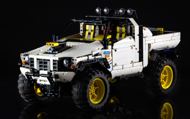 Обои картинки фото разное, игрушки, humvee, constructor, lego