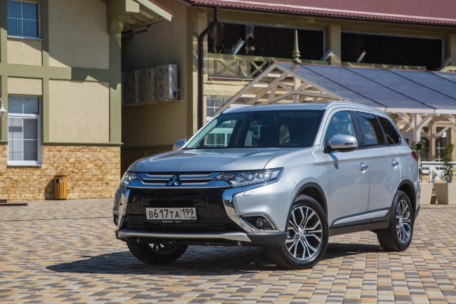 Обои картинки фото автомобили, mitsubishi, 2015г, outlander