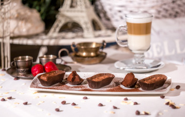 Картинка еда конфеты +шоколад +сладости клубника шоколад лате