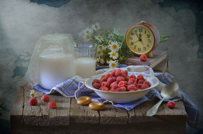 Обои картинки фото еда, натюрморт, будильник, лето, конкурс, малина