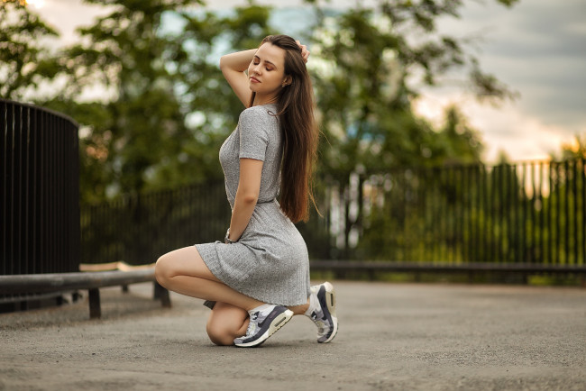 Обои картинки фото девушка, девушки, -unsort , брюнетки, темноволосые, модель