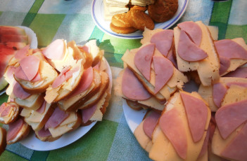 Картинка еда бутерброды +гамбургеры +канапе хлеб колбаса сыр печенье