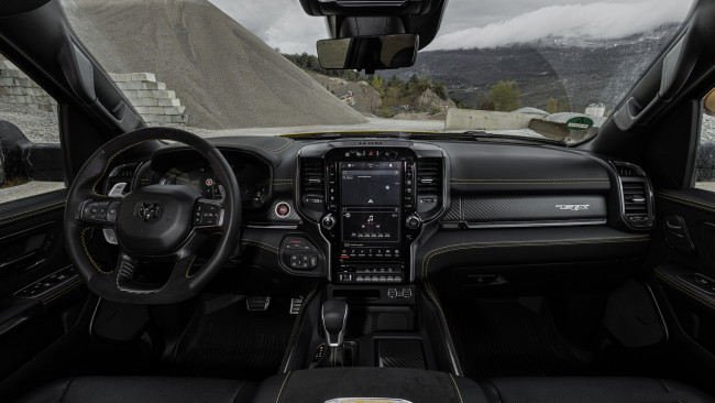 Обои картинки фото 2023 ram 1500 trx havoc edition, автомобили, интерьеры, ram1500, trx, havoc, edition, интерьер, кабина