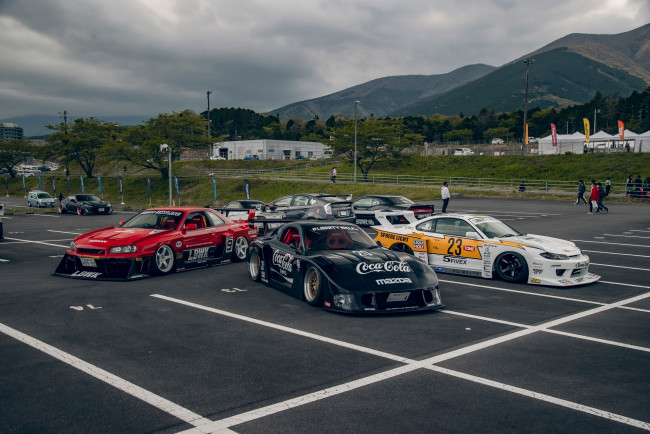 Обои картинки фото автомобили, выставки и уличные фото, lbwk