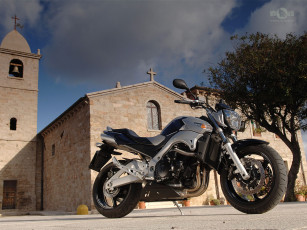 Картинка мотоциклы suzuki