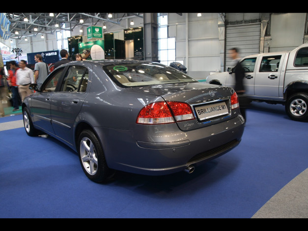 Обои картинки фото brilliance, m1, автомобили, выставки, уличные, фото