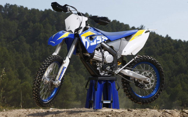 Обои картинки фото мотоциклы, другое