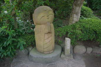 Картинка города памятники скульптуры арт объекты кусты скульптура