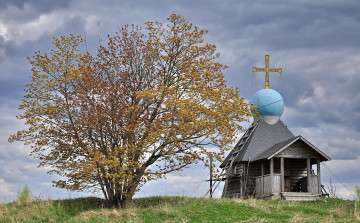 Картинка города католические соборы костелы аббатства трава дерево