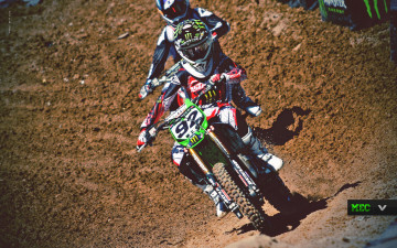 Картинка спорт мотокросс