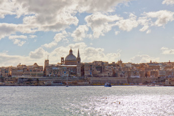 Картинка города валетта мальта вода панорама