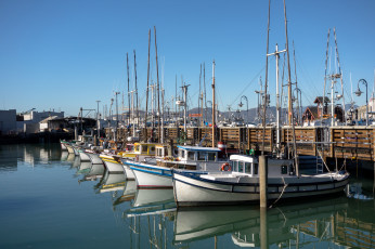 Картинка корабли баркасы+ +буксиры причал рыболовные суда