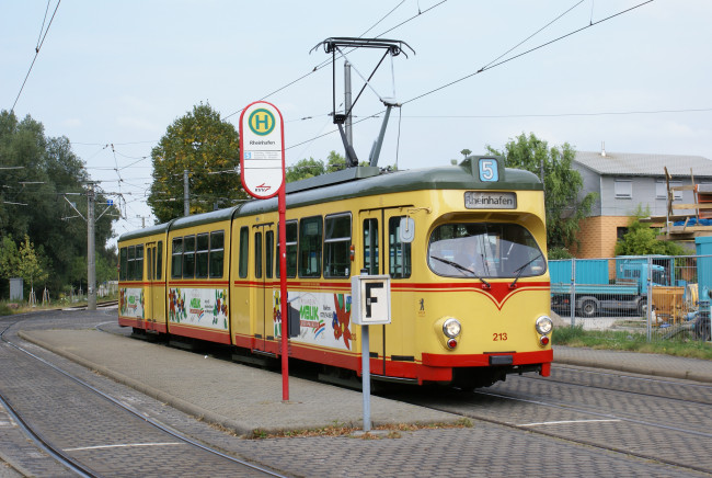 Обои картинки фото техника, трамваи, трамвай, рельсы, улица, город