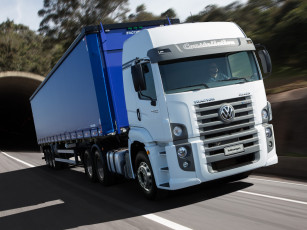 Картинка автомобили volkswagen constellation tractor 25-420 2013г