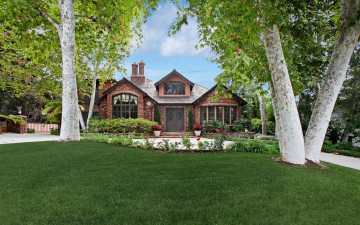 Картинка города -+здания +дома трава газон особняк дом san juan capistrano калифорния сша красиво деревья цветы кусты