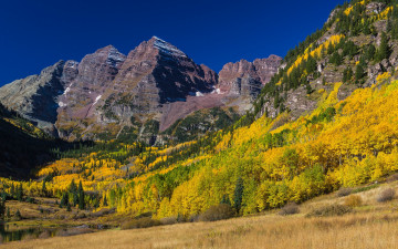 Картинка природа горы долина деревья солнце