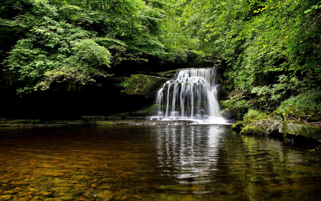 Обои картинки фото природа, водопады, водоём, камни, скалы, водопад