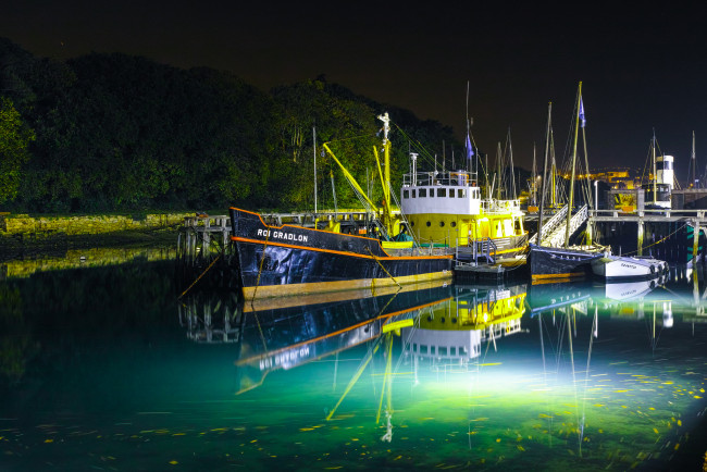 Обои картинки фото корабли, порты ,  причалы, порт, рейд