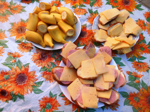 Картинка еда бутерброды +гамбургеры +канапе бананы сыр хлеб колбаса