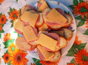 Картинка еда бутерброды +гамбургеры +канапе сыр колбаса хлеб