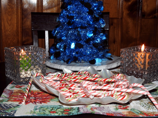 Обои картинки фото праздничные, угощения, свечи