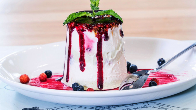 Обои картинки фото еда, мороженое,  десерты