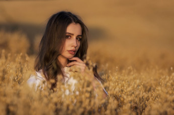 Картинка девушки -+лица +портреты брюнетка карие глаза