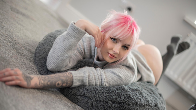 Обои картинки фото девушка - girl, девушки, - рыжеволосые и разноцветные, девушка, разноцветная, сексуальная, милая, модель, красивая, супер, сладкая, симпатичная, классная, нежная, идеальная, яркая, игривая, великолепная, обаятельная, жгучая, спокойная, удивительная, runa, thorne