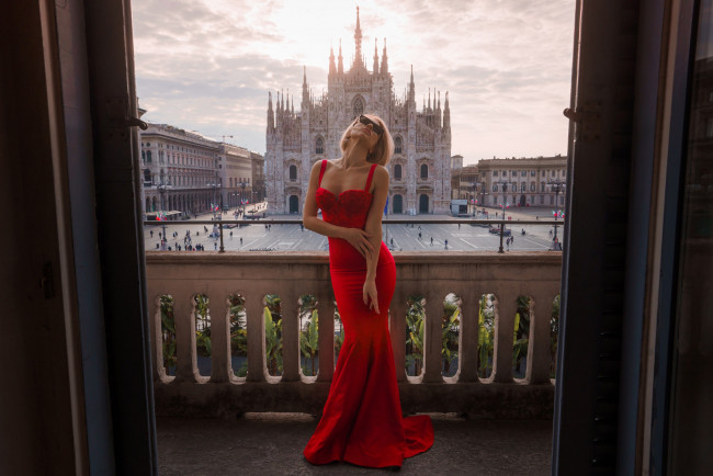 Обои картинки фото девушка - girl, девушки, - блондинки,  светловолосые, девушка, блондинка, сексуальная, милая, модель, красивая, супер, сладкая, симпатичная, классная, нежная, идеальная, яркая, игривая, великолепная, обаятельная, жгучая, спокойная, удивительная