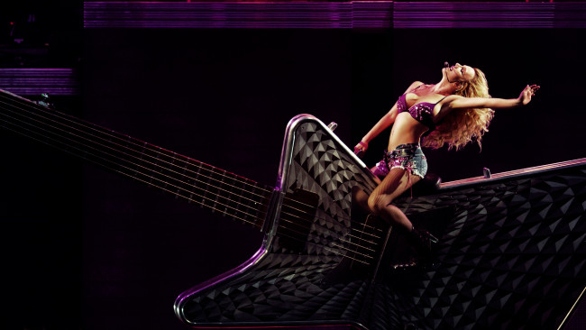 Обои картинки фото britney, spears, музыка, гитара