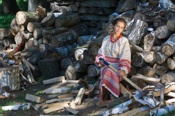 Картинка -Unsort+Брюнетки+Шатенки девушки unsort брюнетки шатенки топор дрова