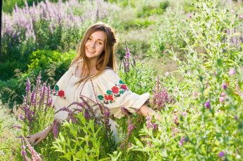 Картинка -Unsort+Брюнетки+Шатенки девушки unsort брюнетки шатенки цветы луг