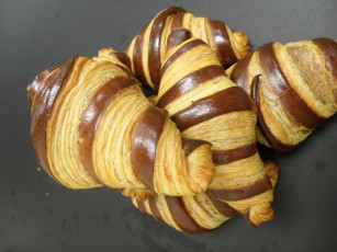 Картинка еда пирожные кексы печенье круассаны