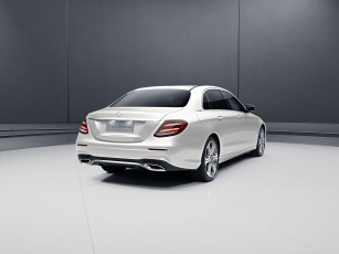 Картинка автомобили mercedes-benz e 300 l amg line