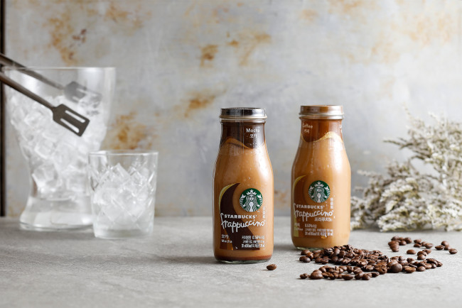 Обои картинки фото еда, кофе,  кофейные зёрна, лед, кофейные, зерна, кофейный, напиток